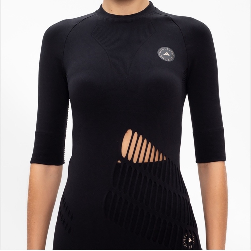 Adidas x Stella McCartney M black cutout yoga tee
